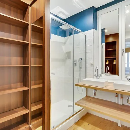 Pick A Flat's In Parc Monceau - Rue De Naples *
